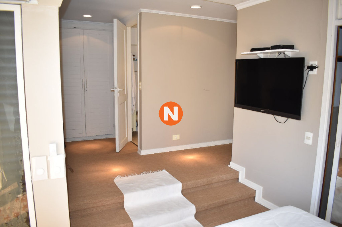 Apartamento Ref.204640 - Apartamento en Alquiler, Peninsula, Punta del Este, 2 Dormitorios.