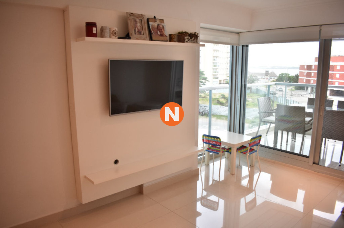Apartamento Ref.204687 - Apartamento en Venta y Alquiler, Mansa, Punta del Este, 2 Dormitorios.