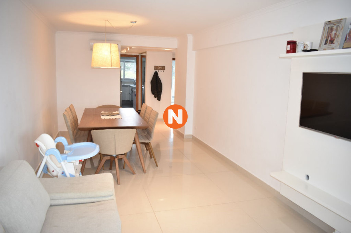 Apartamento Ref.204687 - Apartamento en Venta y Alquiler, Mansa, Punta del Este, 2 Dormitorios.