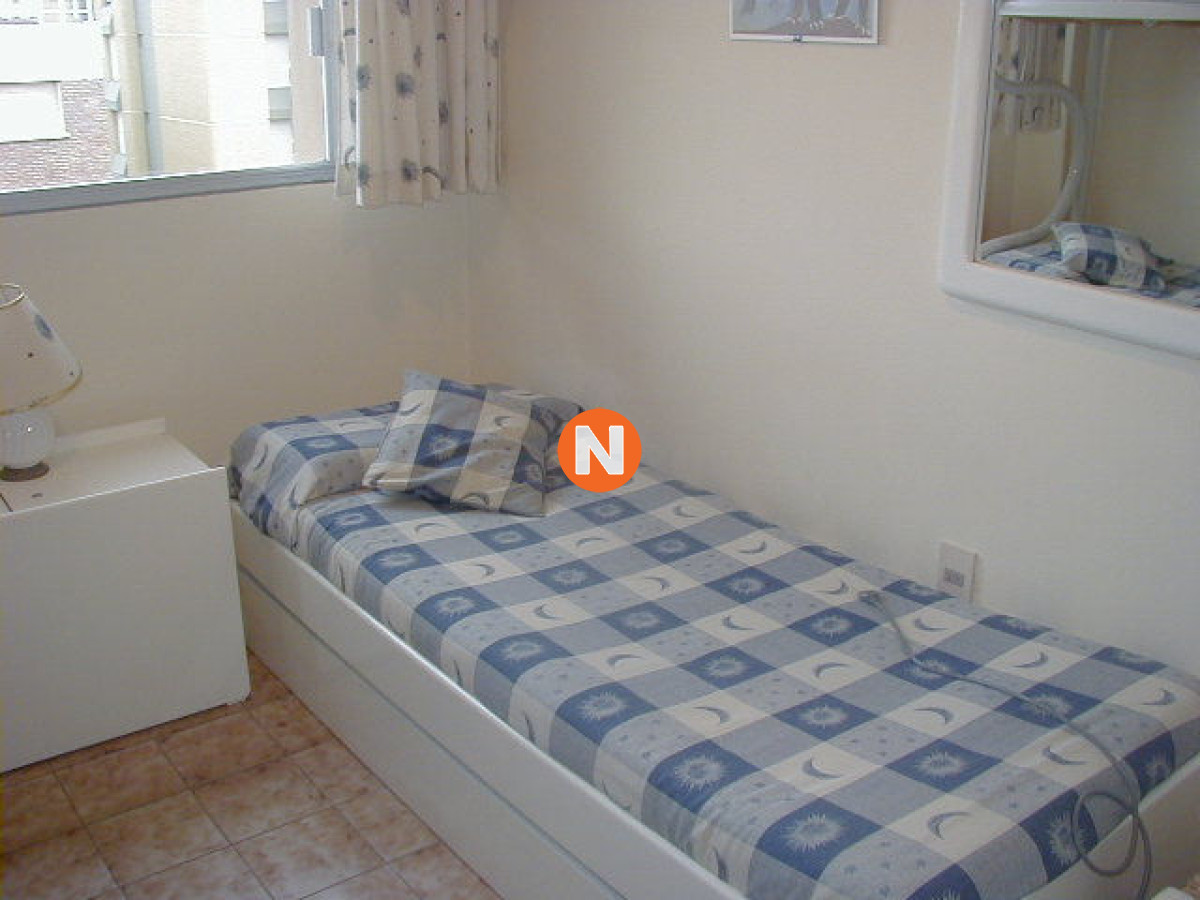 Apartamento Ref.2146 - Apartamento en Venta, Peninsula, Punta del Este, 2 Dormitorios.