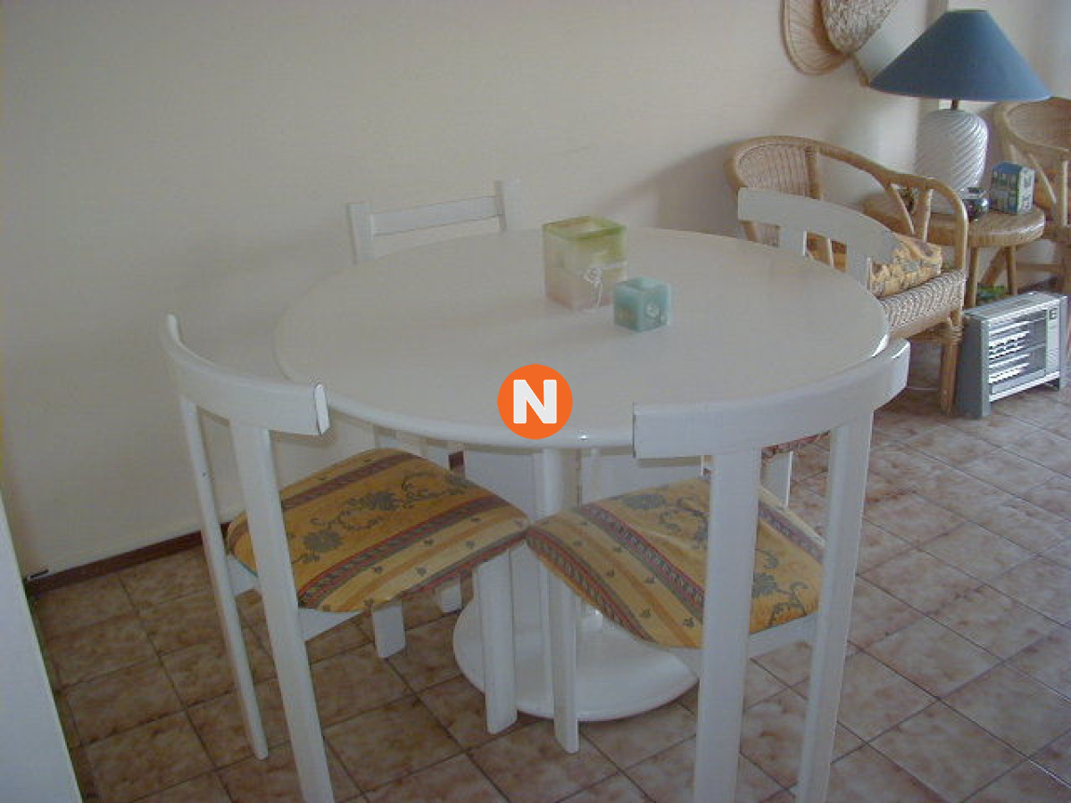 Apartamento Ref.2146 - Apartamento en Venta, Peninsula, Punta del Este, 2 Dormitorios.