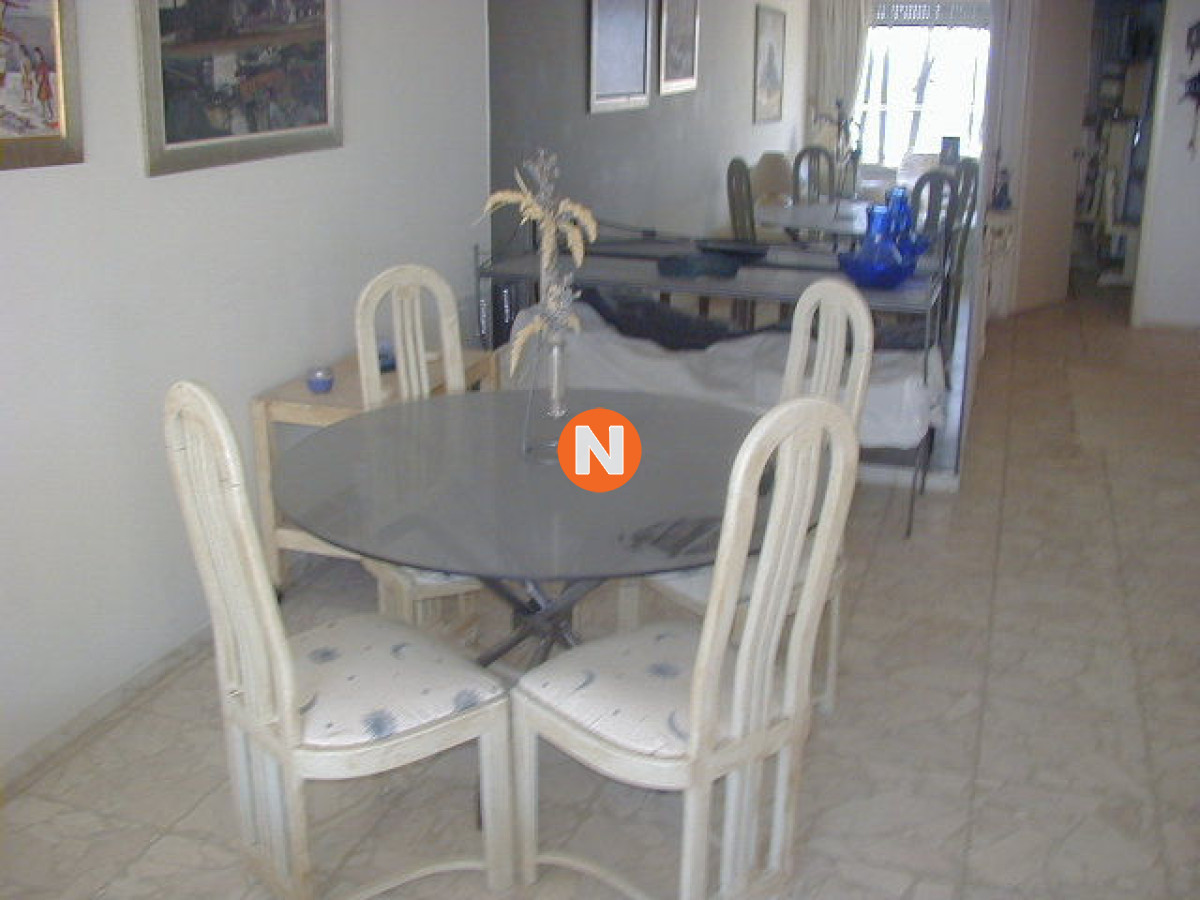 Apartamento Ref.2191 - Apartamento en Venta y Alquiler, Mansa, Punta del Este, 2 Dormitorios.