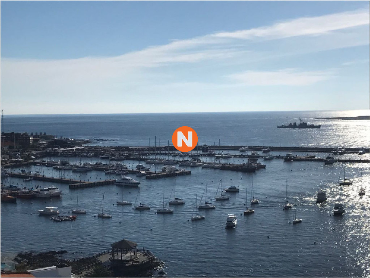 Apartamento Ref.4696 - Apartamento en Venta y Alquiler, Peninsula, Punta del Este, 3 Dormitorios.