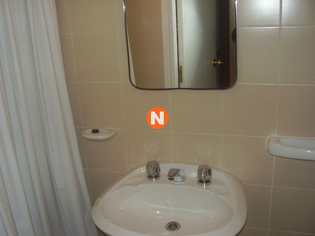 Apartamento Ref.5687 - Apartamento en Venta y Alquiler, Brava, Punta del Este, 2 Dormitorios.