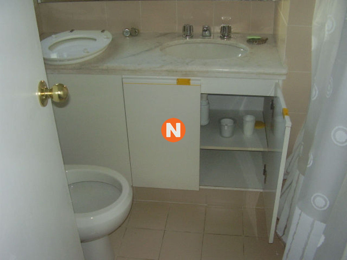 Apartamento Ref.5687 - Apartamento en Venta y Alquiler, Brava, Punta del Este, 2 Dormitorios.
