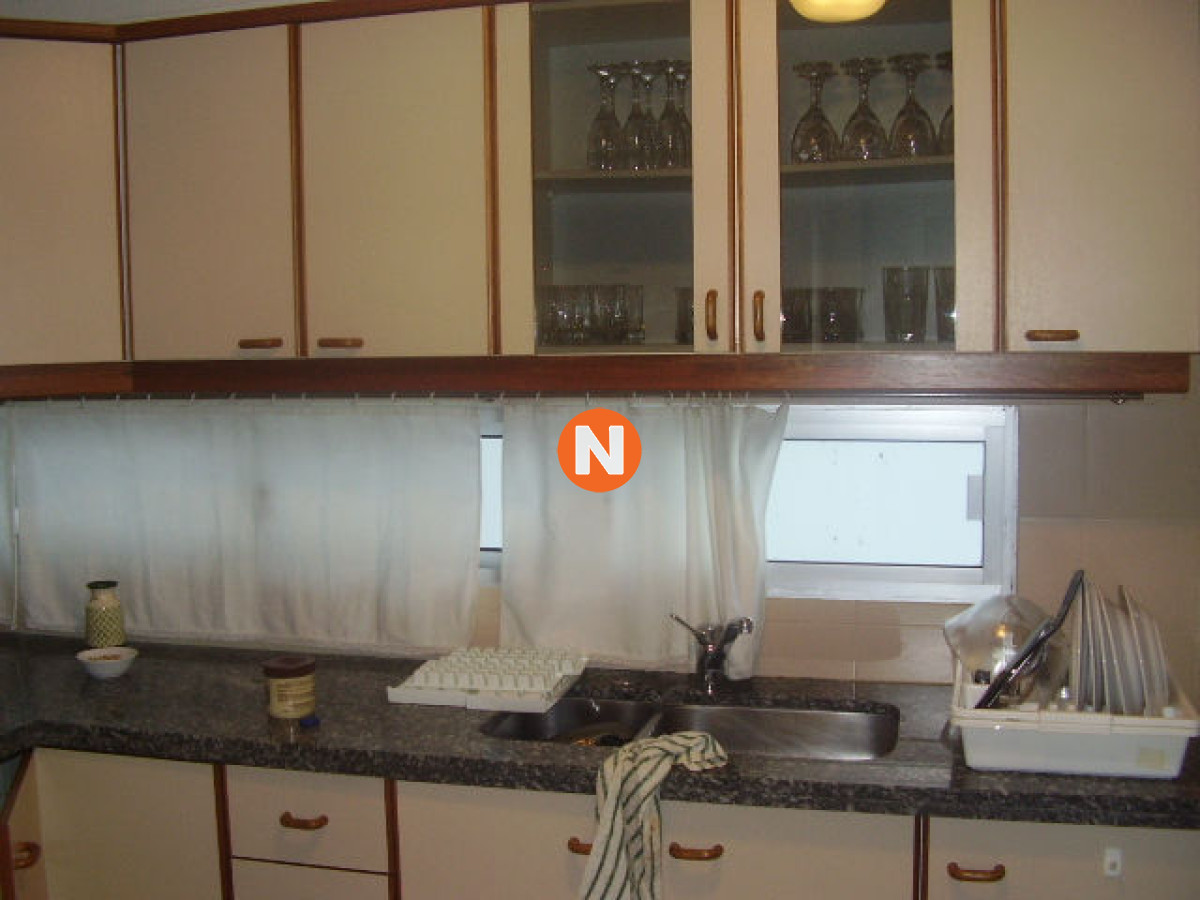 Apartamento Ref.5687 - Apartamento en Venta y Alquiler, Brava, Punta del Este, 2 Dormitorios.