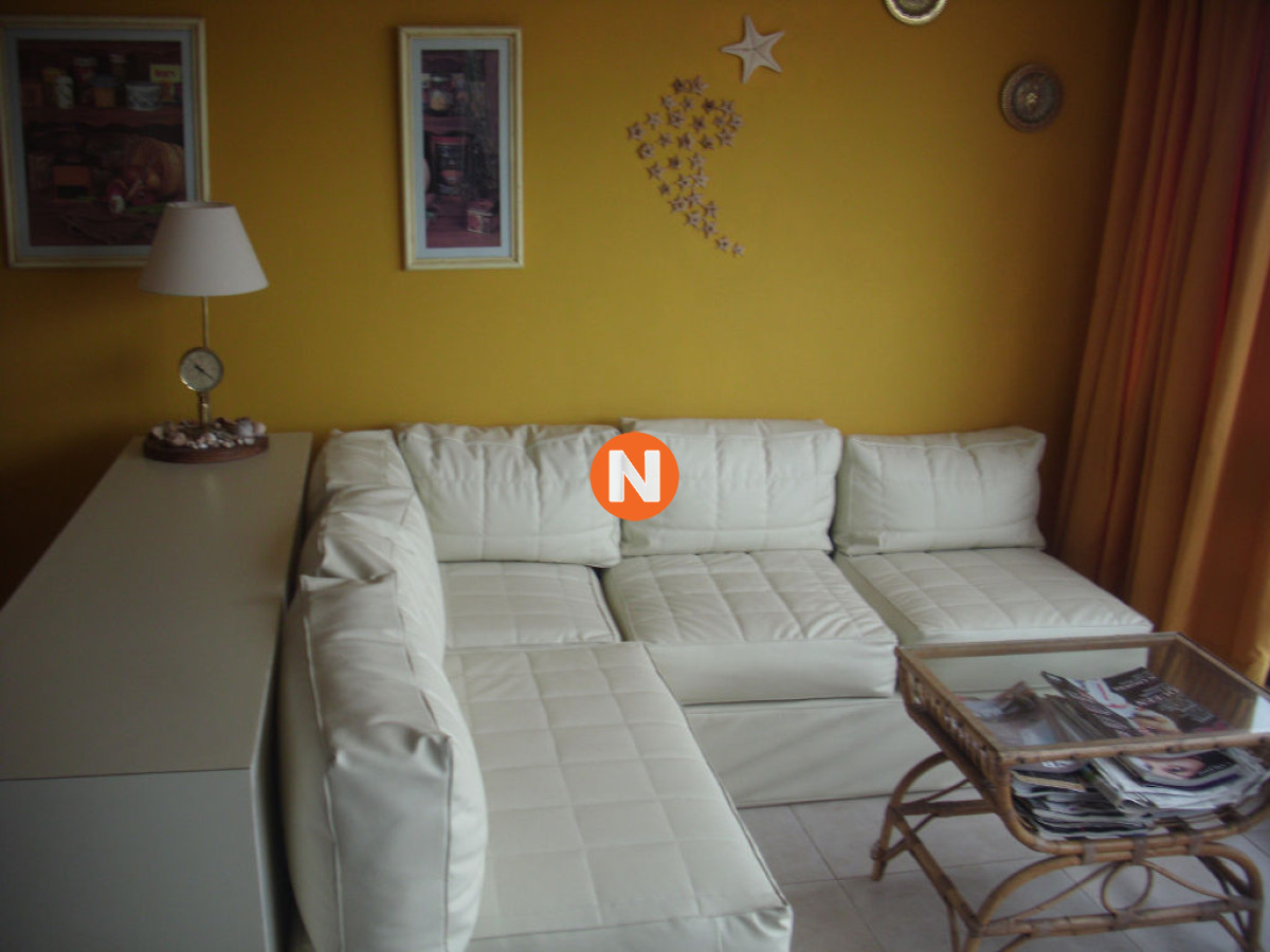 Apartamento Ref.6834 - Apartamento en Venta y Alquiler, Peninsula, Punta del Este, 2 Dormitorios.
