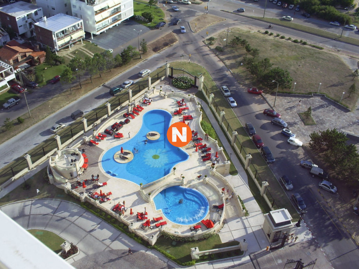 Apartamento Ref.7402 - Apartamento en Venta y Alquiler, Mansa, Punta del Este, 3 Dormitorios.