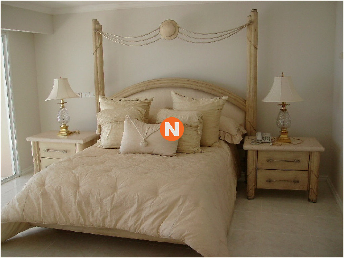 Apartamento Ref.7712 - Apartamento en Venta y Alquiler, Mansa, Punta del Este, 4 Dormitorios.