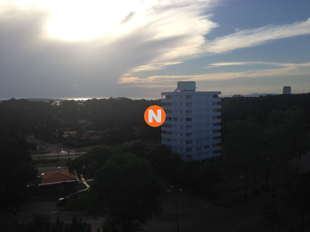 Apartamento Ref.7717 - Apartamento en Venta, Roosevelt, Punta del Este, 2 Dormitorios.