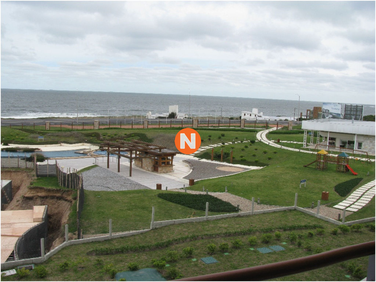 Apartamento Ref.8191 - Apartamento en Venta y Alquiler, Mansa, Punta del Este, 2 Dormitorios.