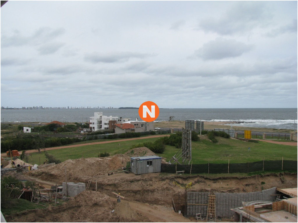 Apartamento Ref.8191 - Apartamento en Venta y Alquiler, Mansa, Punta del Este, 2 Dormitorios.