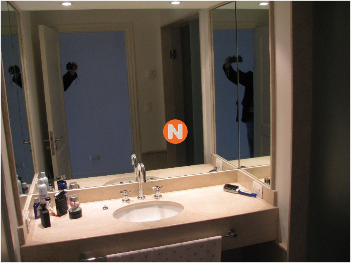 Apartamento Ref.8191 - Apartamento en Venta y Alquiler, Mansa, Punta del Este, 2 Dormitorios.