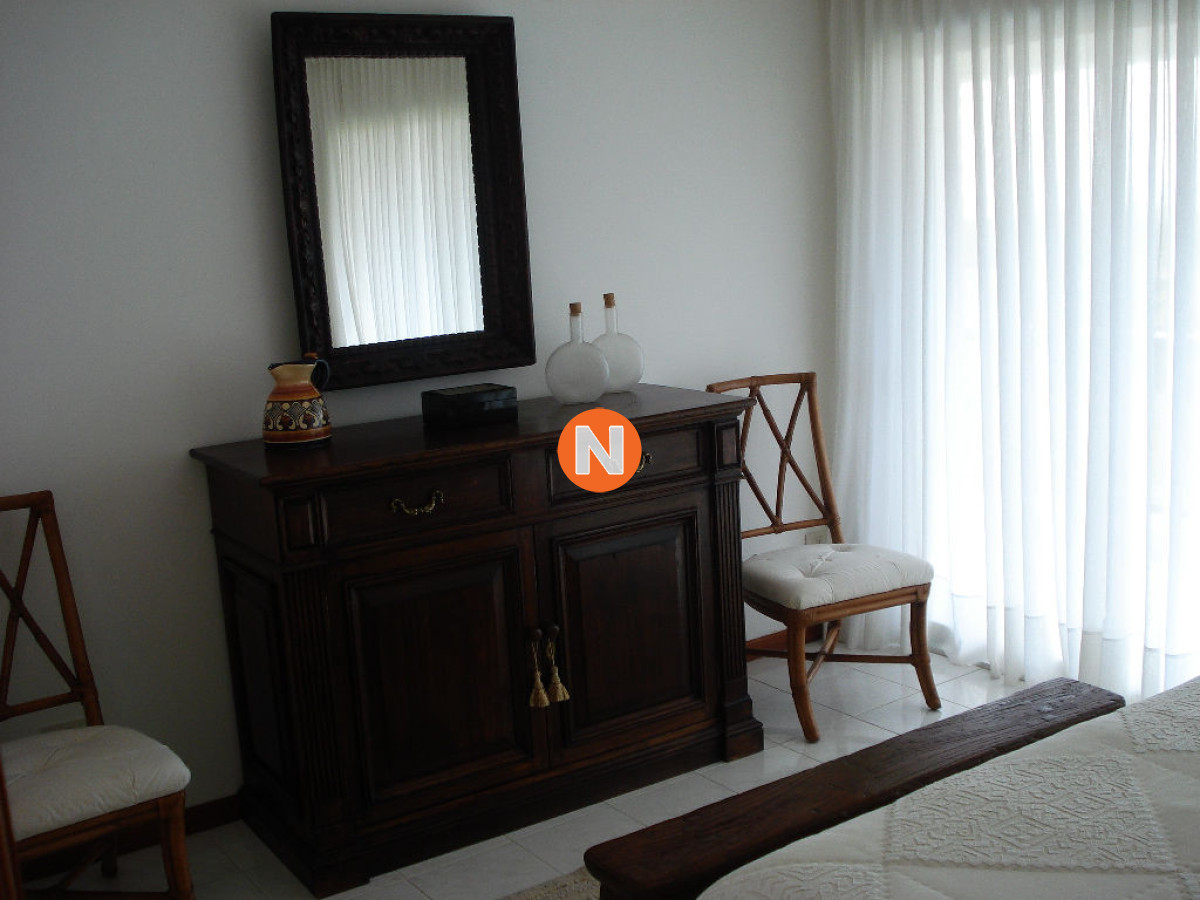 Apartamento Ref.8368 - Apartamento en Venta y Alquiler, San Rafael, Punta del Este, 3 Dormitorios.
