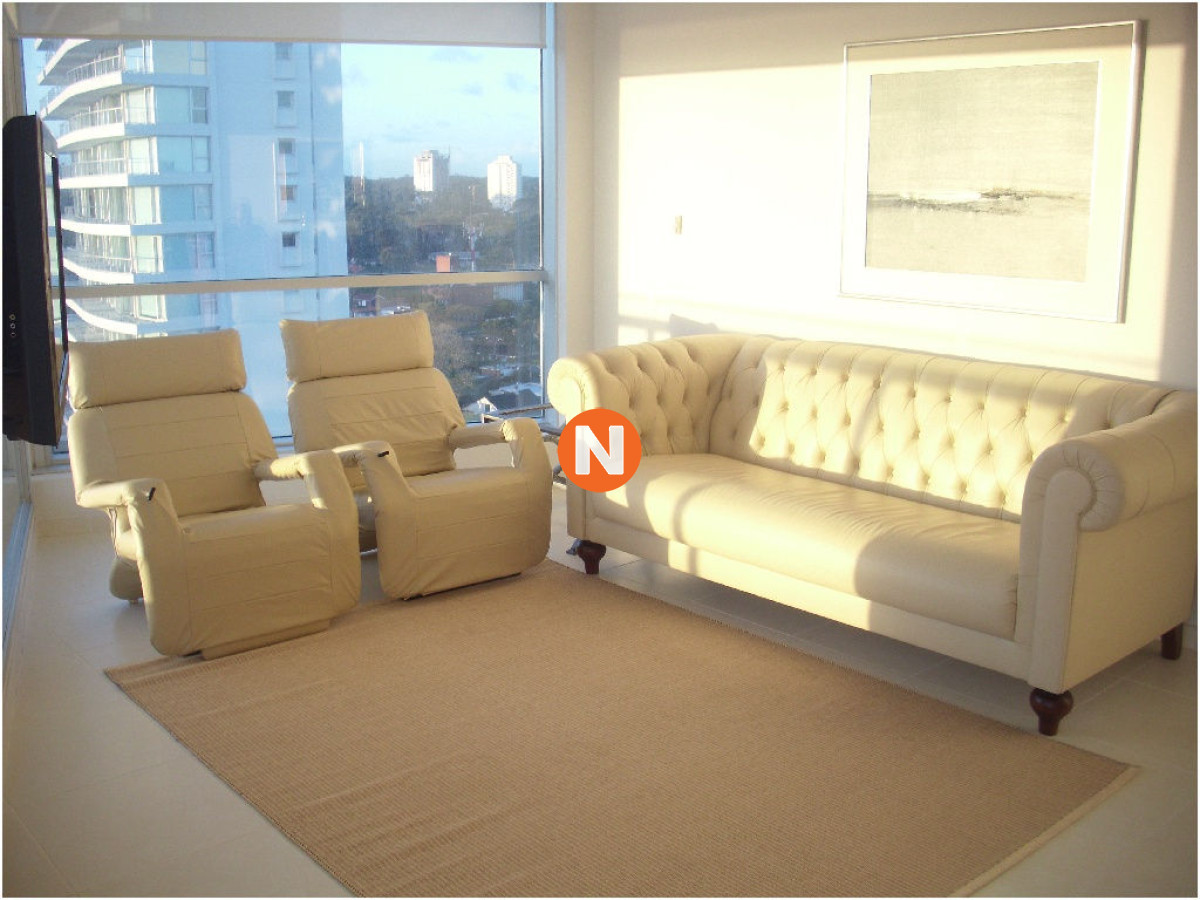 Apartamento Ref.9241 - Apartamento en Venta y Alquiler, Mansa, Punta del Este, 3 Dormitorios.