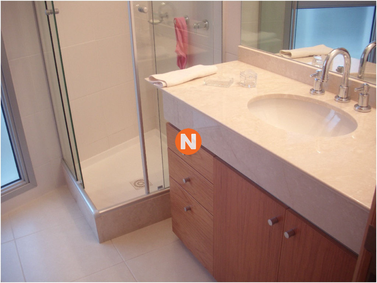 Apartamento Ref.9241 - Apartamento en Venta y Alquiler, Mansa, Punta del Este, 3 Dormitorios.