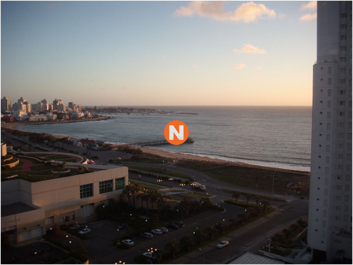 Apartamento Ref.9241 - Apartamento en Venta y Alquiler, Mansa, Punta del Este, 3 Dormitorios.