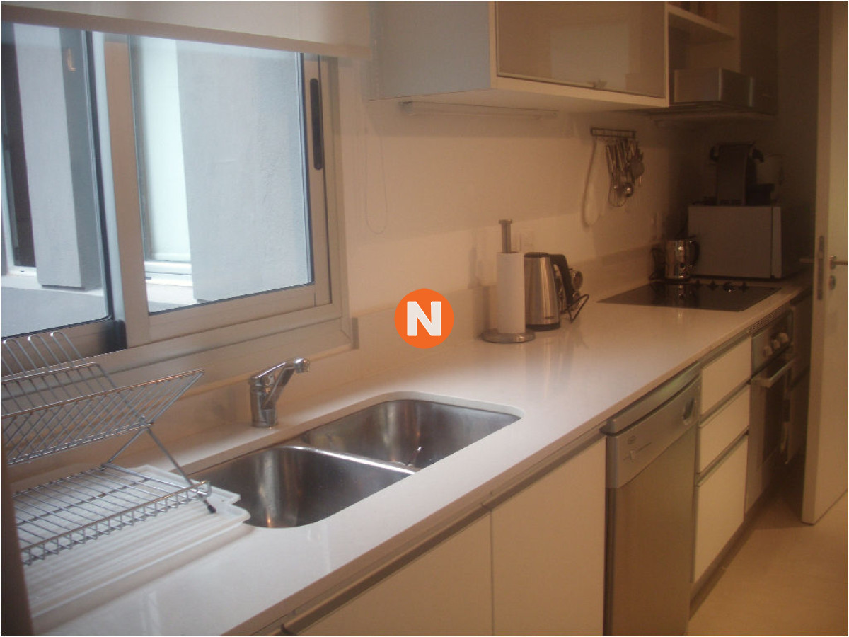 Apartamento Ref.9462 - Apartamento en Venta y Alquiler, Brava, Punta del Este, 3 Dormitorios.