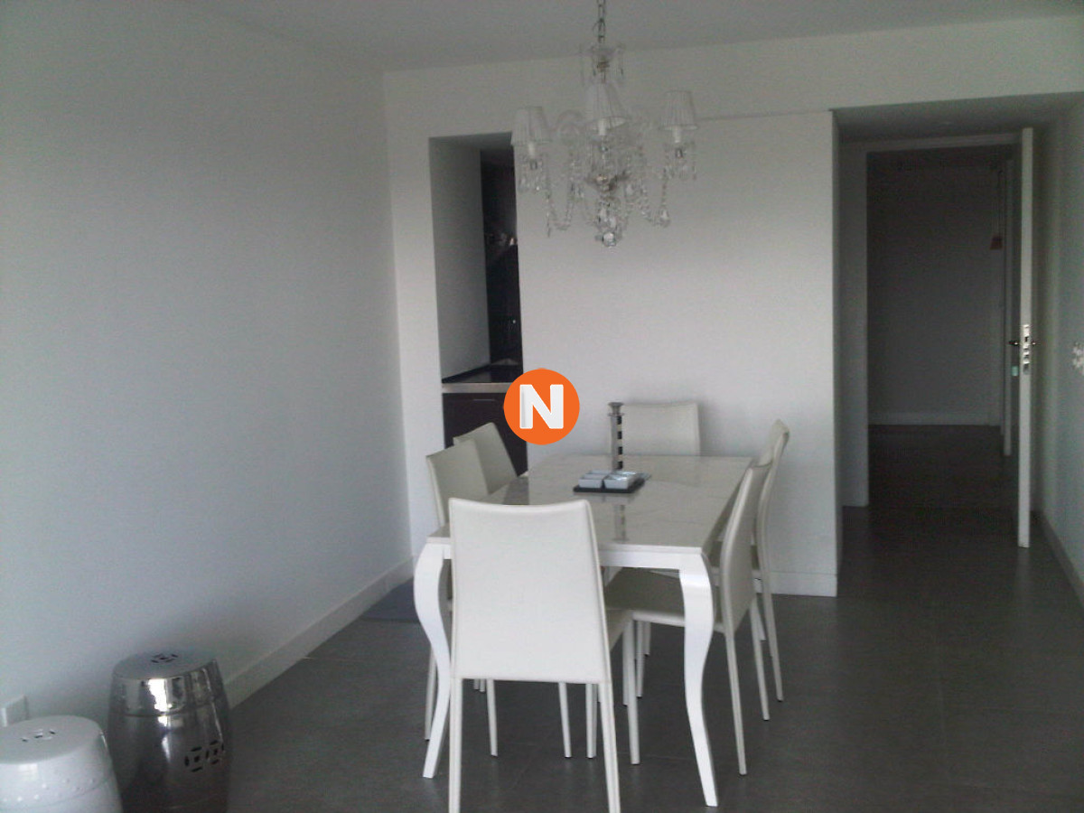 Apartamento Ref.9661 - Apartamento en Venta y Alquiler, Roosevelt, Punta del Este, 2 Dormitorios.