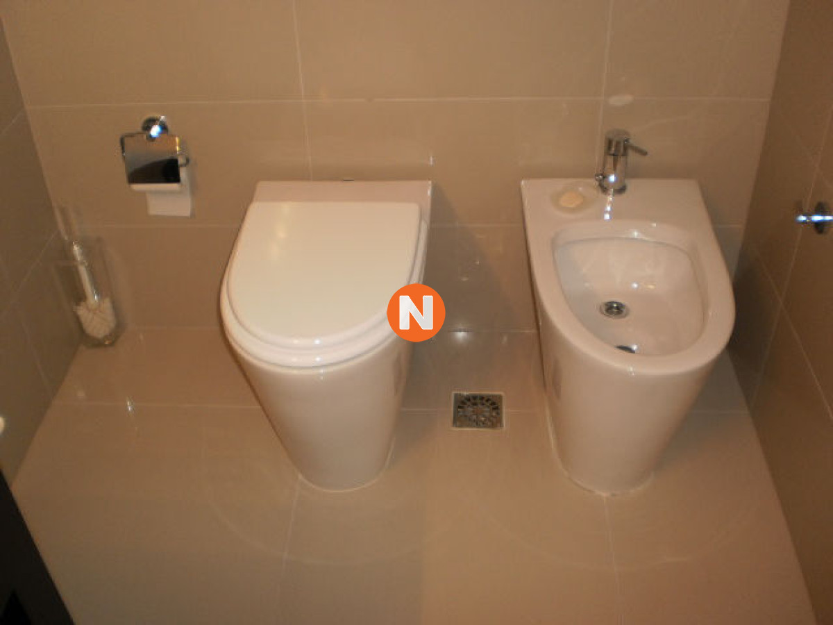 Apartamento Ref.9670 - Apartamento en Venta y Alquiler, Peninsula, Punta del Este, 3 Dormitorios.
