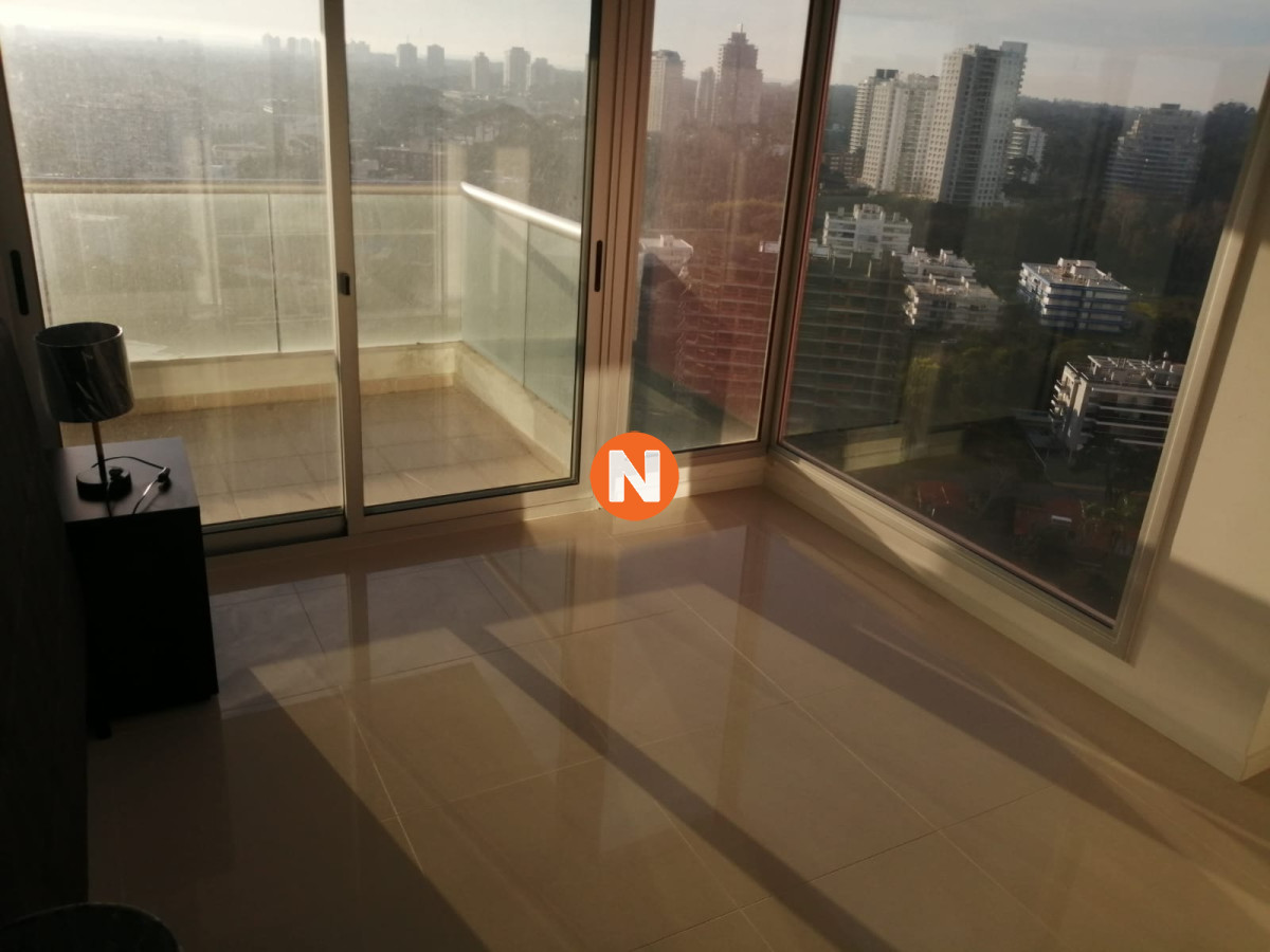 Apartamento Ref.214452 - Apartamento en venta en Punta del Este! Con excelente vista!