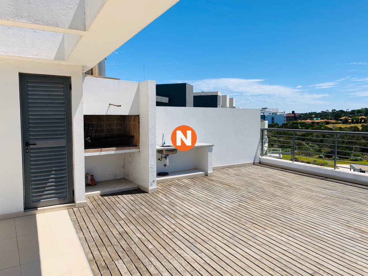 Apartamento Ref.202991 - VENTA DE APARTAMENTO DE 3 DORMITORIOS EN SUITE FRENTE AL MAR EN EDIFICIO BLUE BIRD