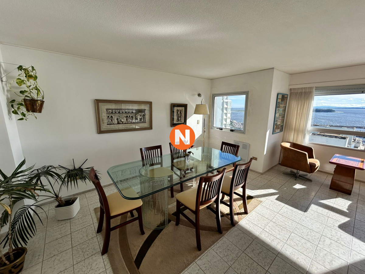 Apartamento Ref.203219 - Apartamento en venta o Alquiler, Peninsula, Punta del Este, 2 Dormitorios.