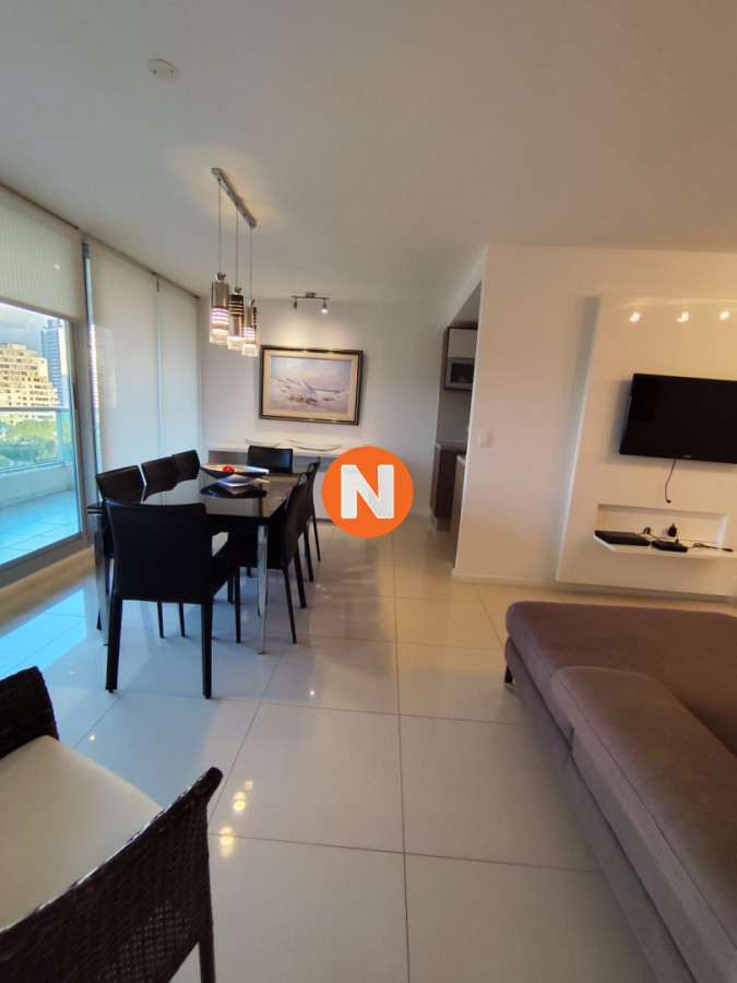 Apartamento Ref.225381 - Apartamento en Venta de 3 dormitorios, Roosevelt