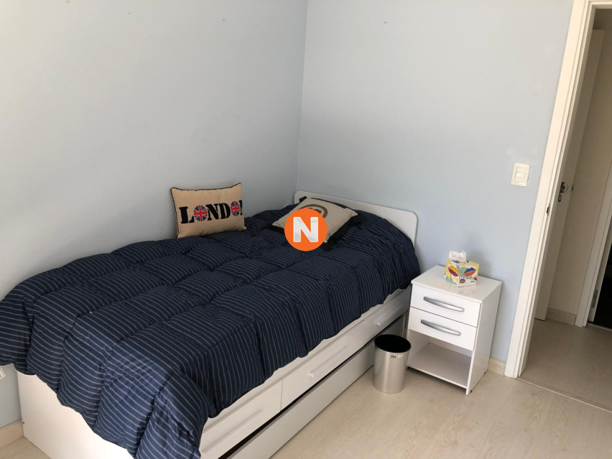 Apartamento Ref.214138 - Luminoso Apartamento 4 dormitorios Frente a Mansa