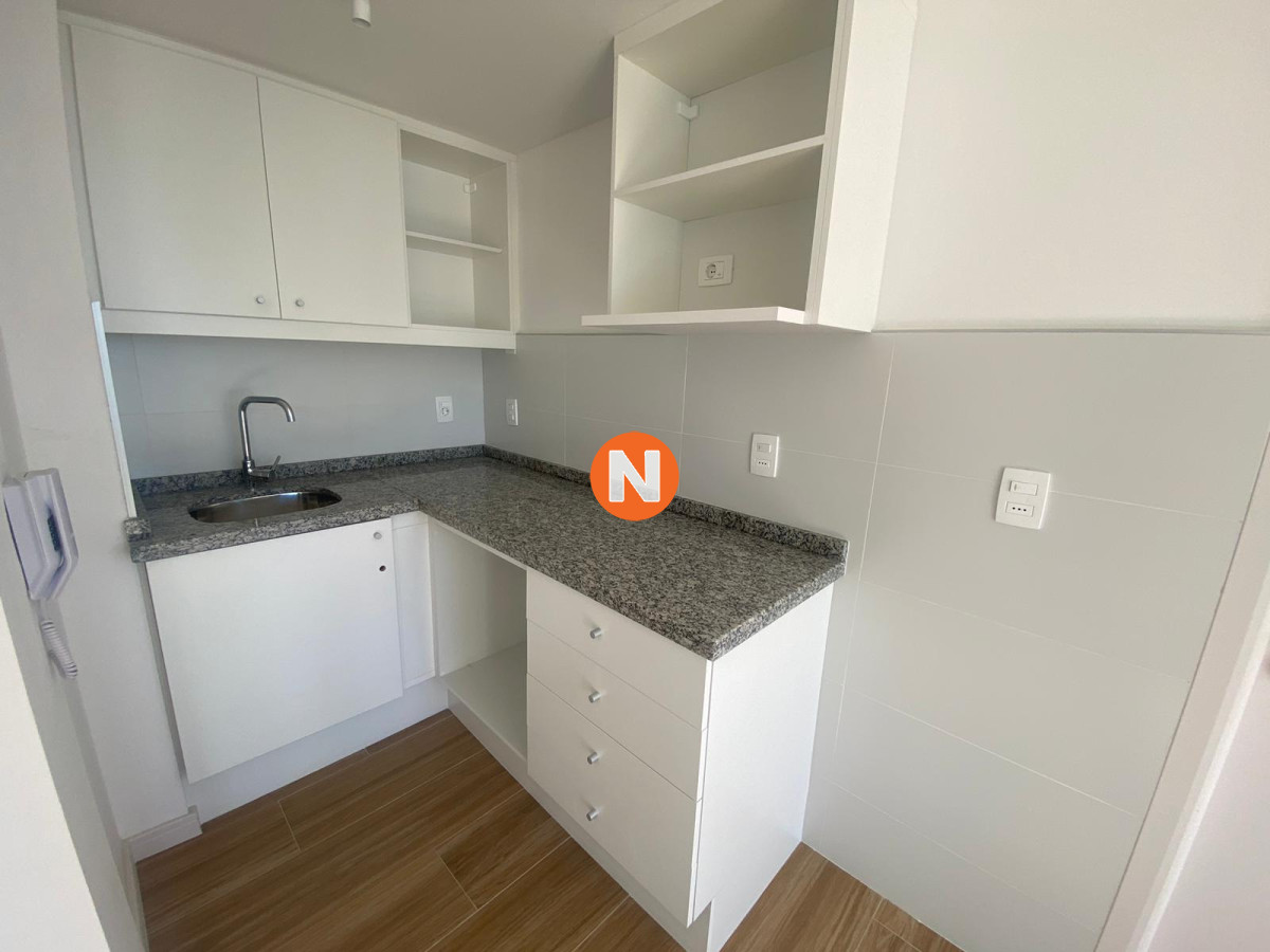 Apartamento Ref.222368 - Apartamento Playa Brava en Venta bajos gastos comunes