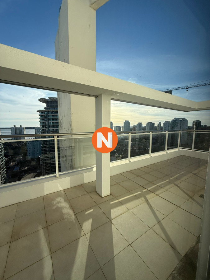 Apartamento Ref.223802 - PENTHOUSE VENTA TORRE DE CATEGORIA