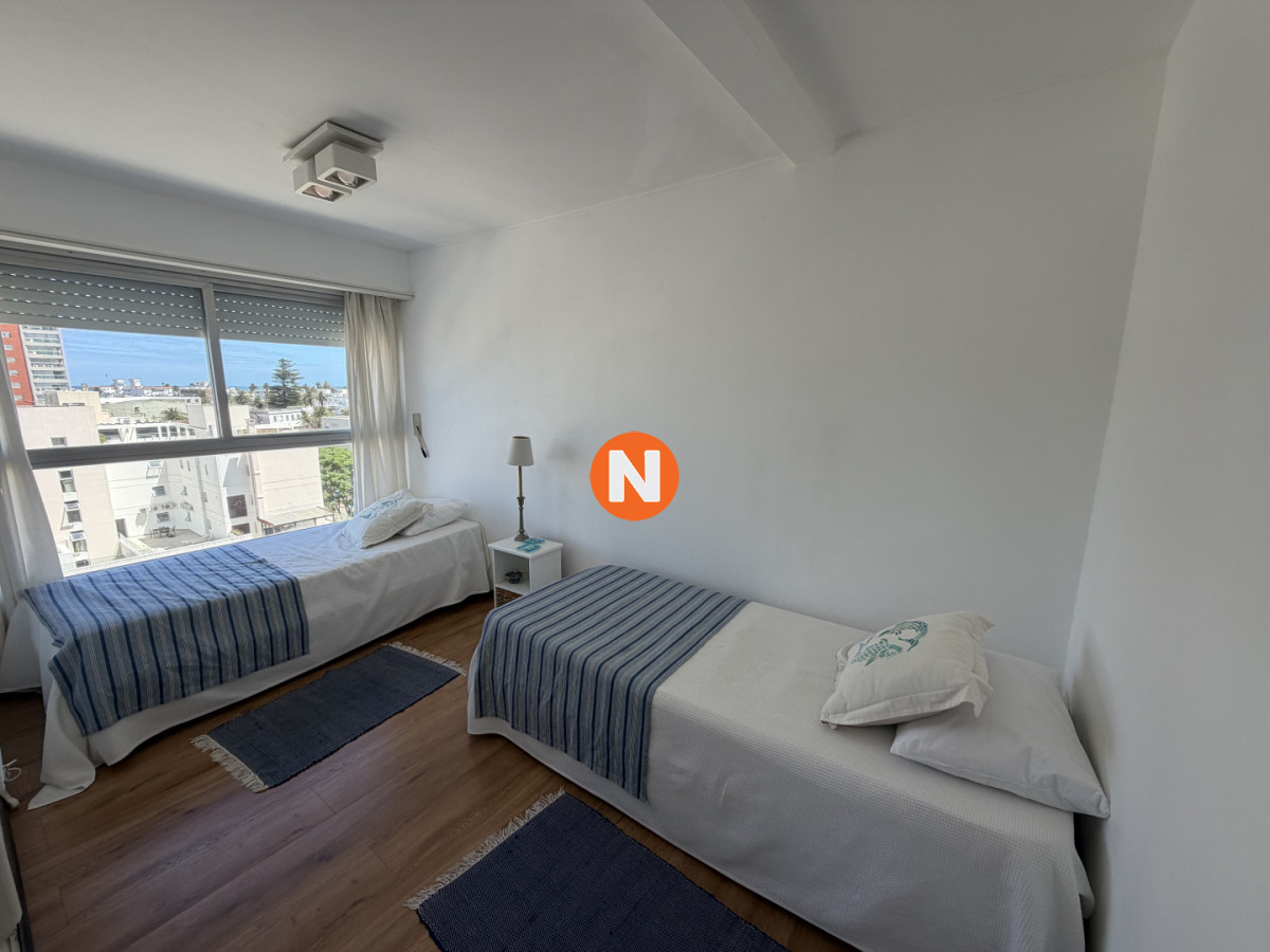 Apartamento Ref.202337 - Apartamento en Alquiler, Peninsula, Punta del Este, 3 Dormitorios.