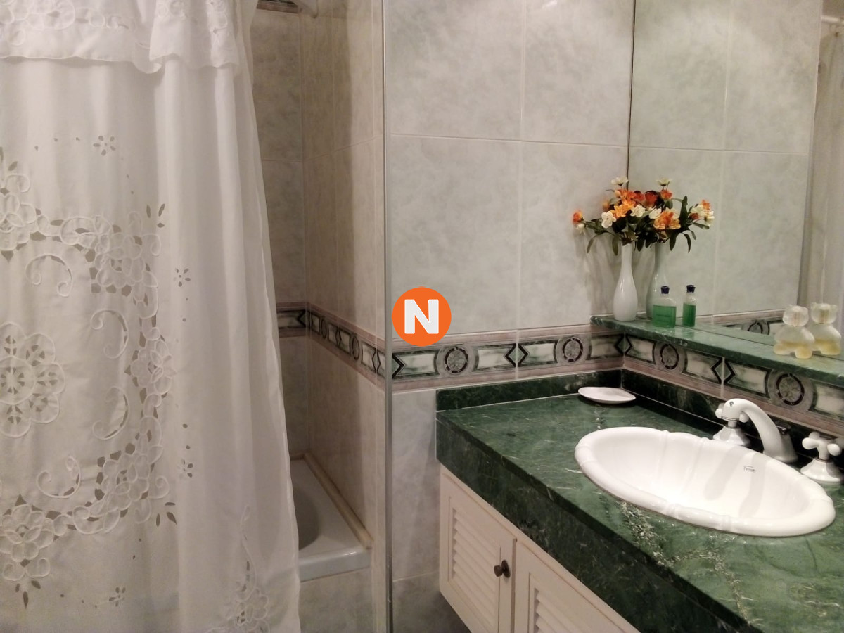 Apartamento Ref.201842 - Apartamento en Venta, Mansa, Punta del Este, 3 Dormitorios.