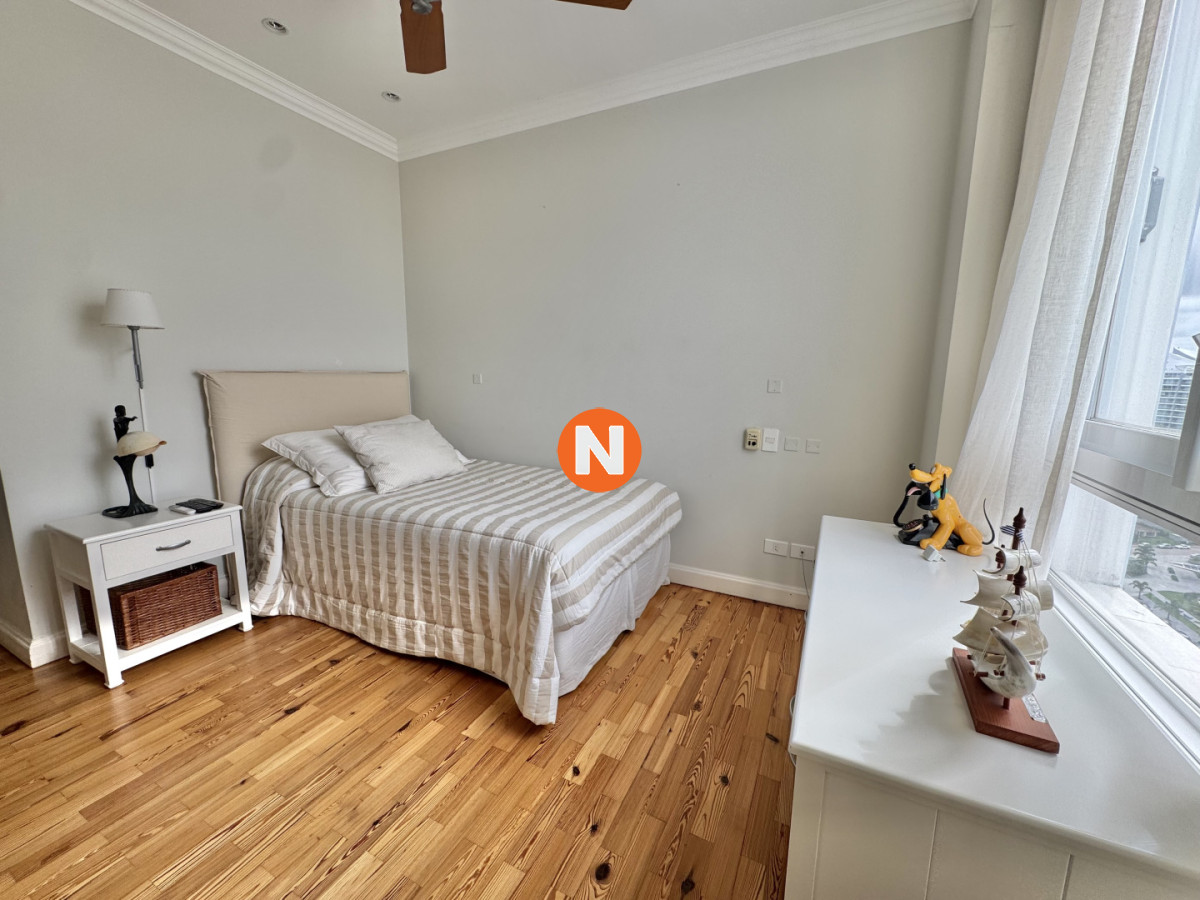 Apartamento Ref.225284 - ESPECTACULAR APARTAMENTO PENTHOUSE DUPLEX EN MILENIUM PUNTA DEL ESTE