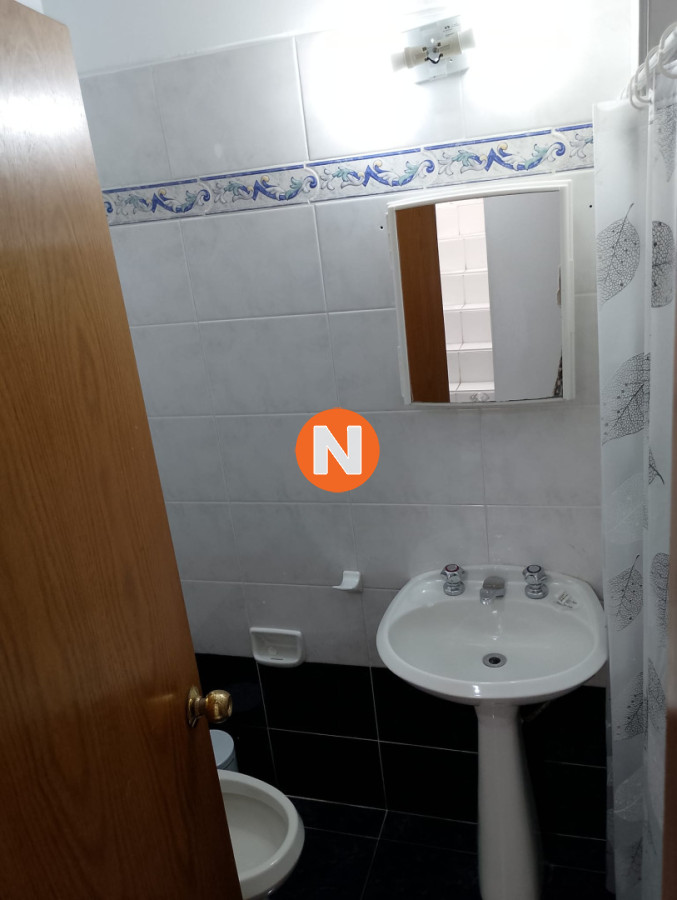 Apartamento Ref.8632 - Apartamento en Venta y Alquiler, Peninsula, Punta del Este, 2 Dormitorios.