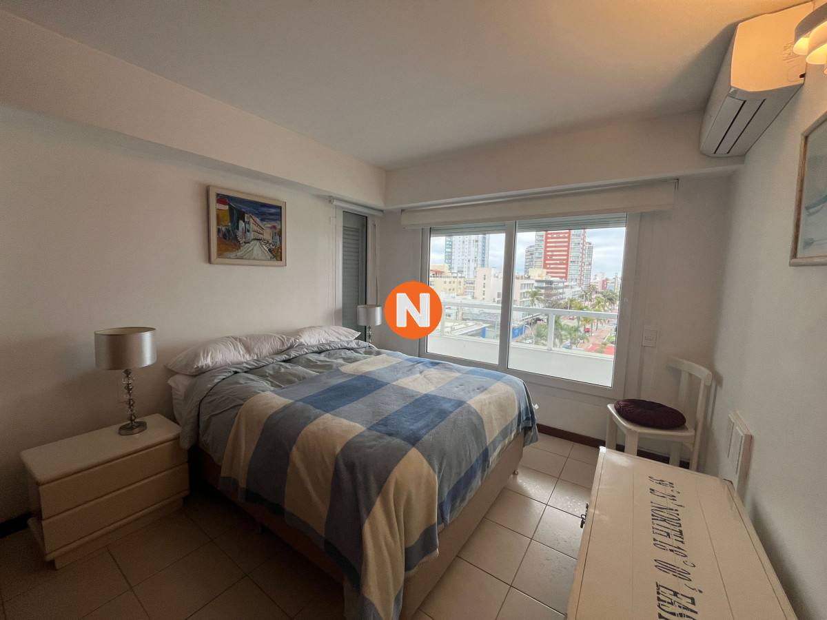 Apartamento Ref.419 - Apartamento en Venta y Alquiler, Peninsula, Punta del Este, 2 Dormitorios.