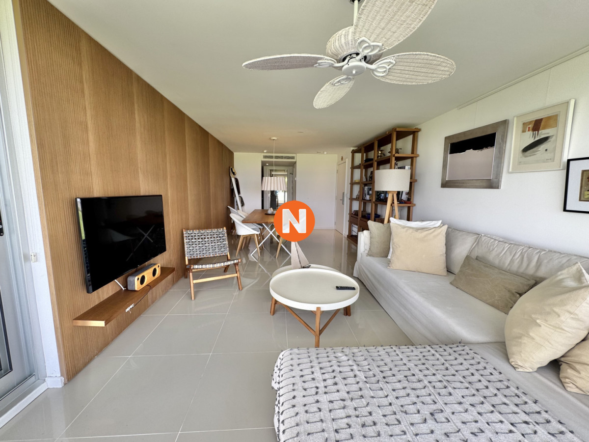 Apartamento Ref.225179 - Apartamento de 3 dormitorios en Península Frente a playa Mansa