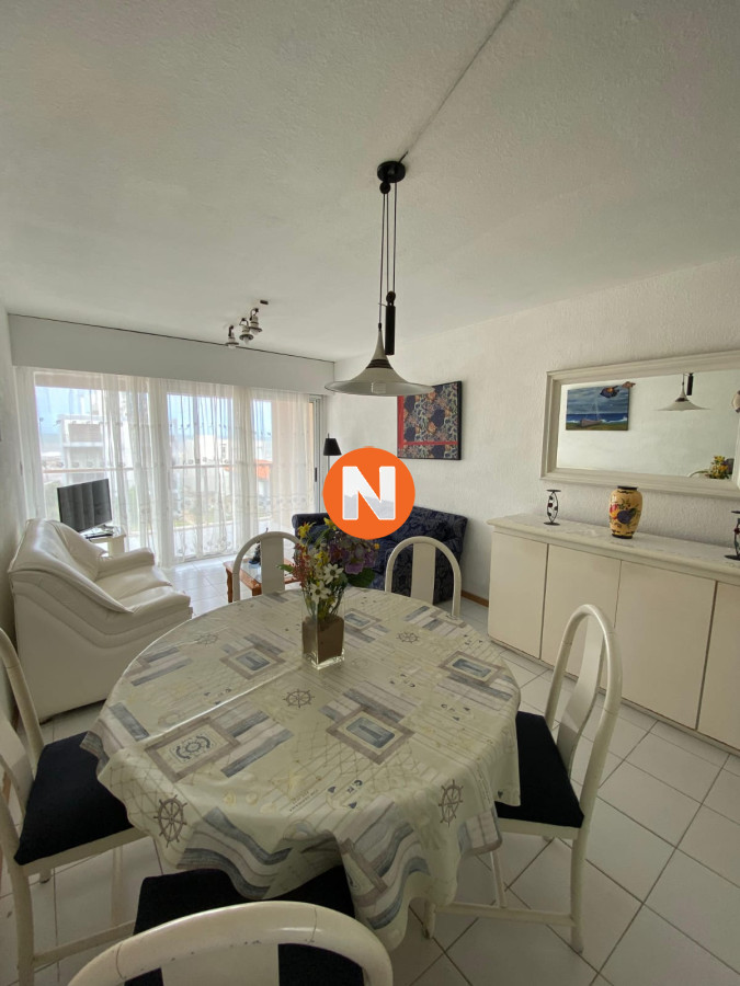 Apartamento Ref.6776 - Apartamento en Venta Península, Punta del Este, 2 Dormitorios.
