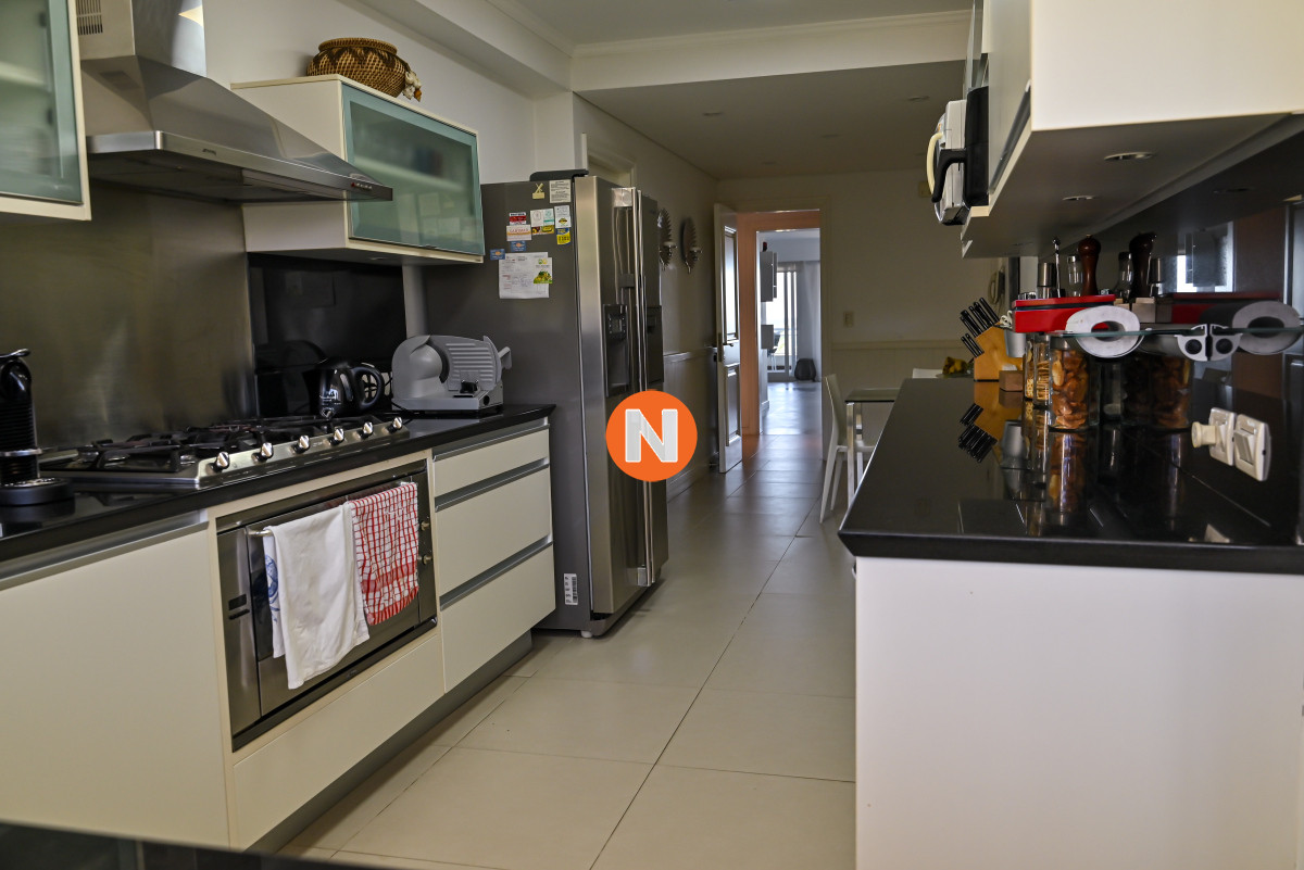 Apartamento Ref.155262 - Apartamento en Venta, Brava, Punta del Este, 3 Dormitorios.