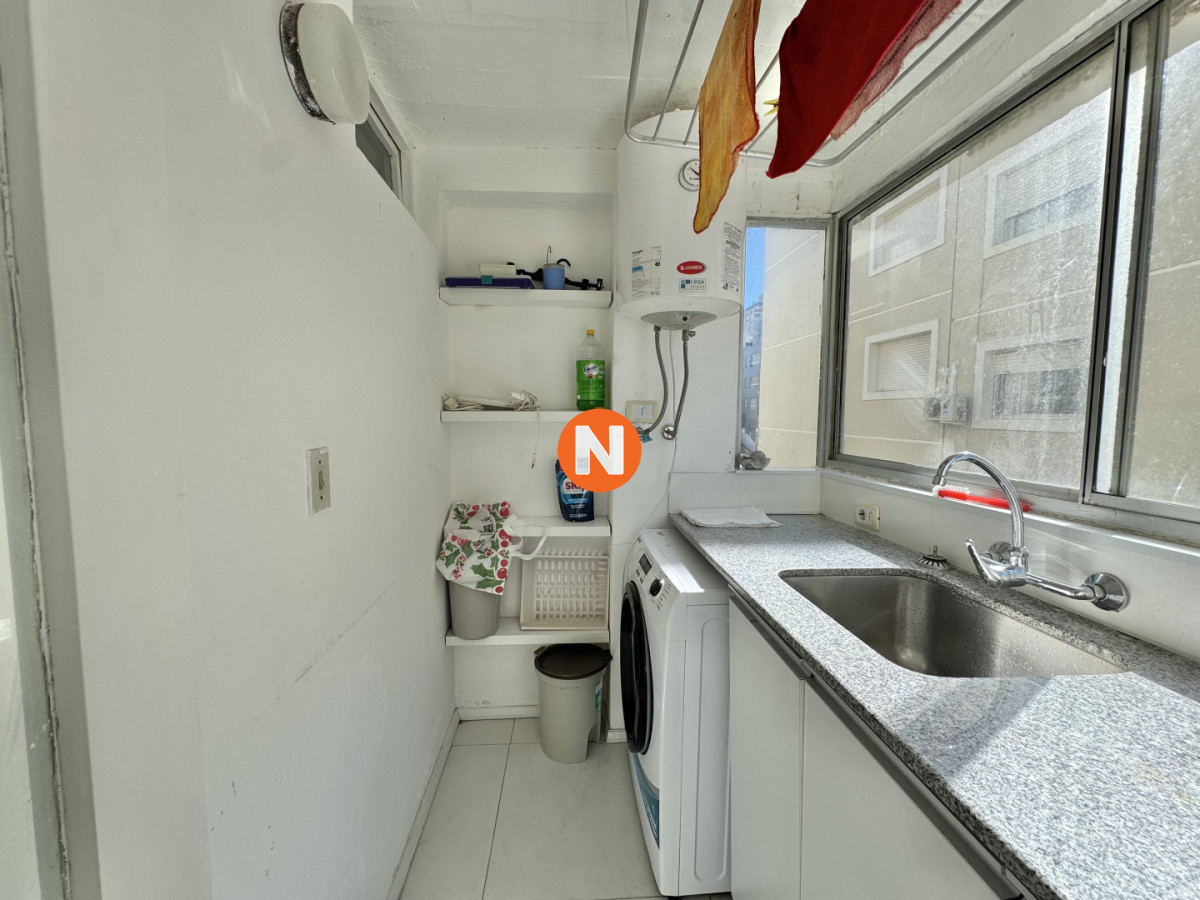 Apartamento Ref.225235 - PENINSULA VENTA DE APARTAMENTO DE 2 DORMITORIOS + DEPENDENCIA PUNTA DEL ESTE
