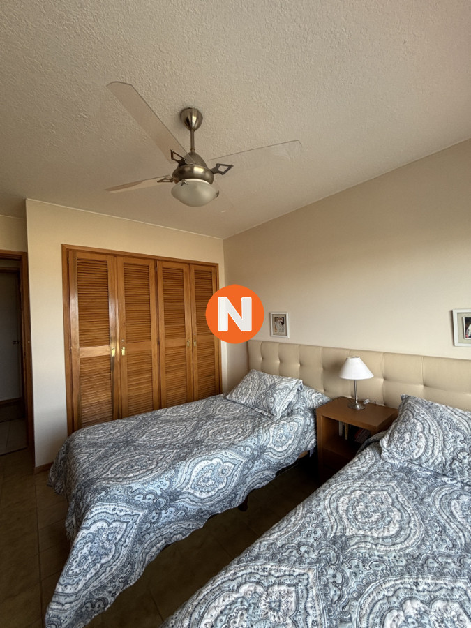 Apartamento Ref.214489 - Apartamento en Venta, Primera Línea, 2 dormitorios