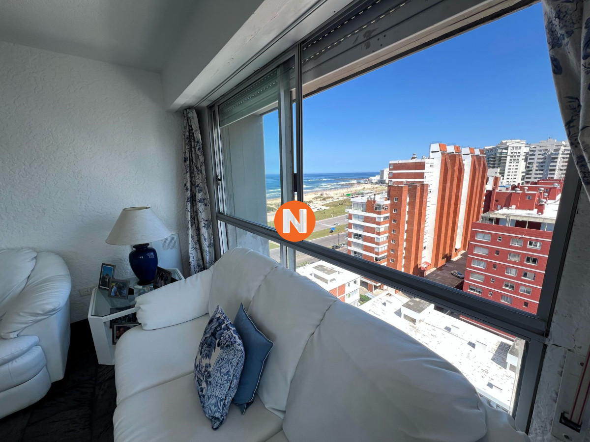 Apartamento Ref.223387 - Apartamento en Venta, 3 dormitorios, Playa Brava