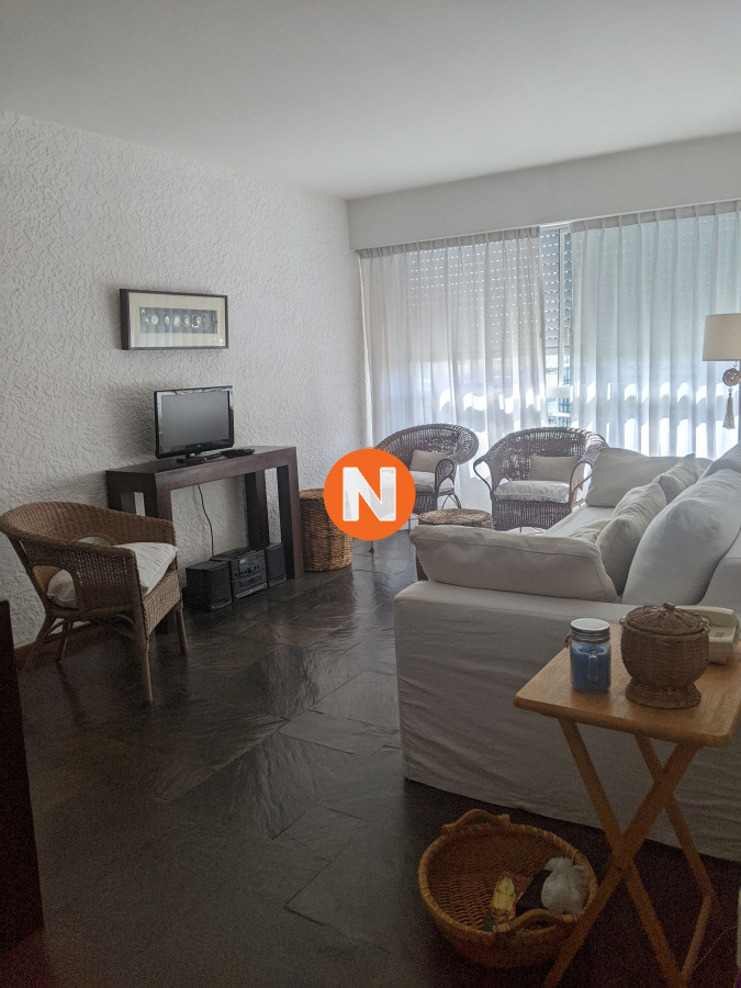 Apartamento Ref.9219 - Apartamento en Alquiler, Brava, Punta del Este, 1 Dormitorios.