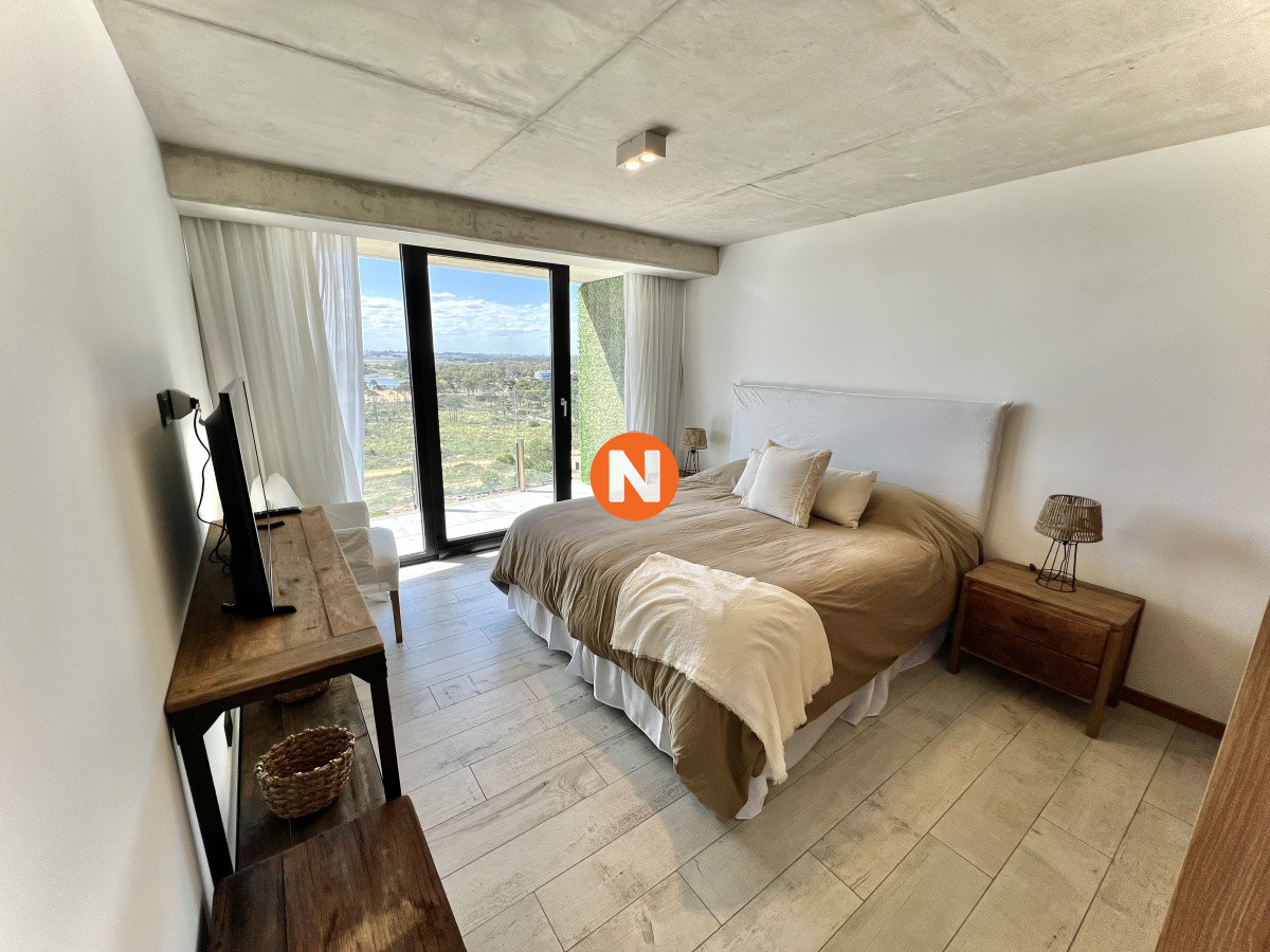 Apartamento Ref.220150 - VENTA DE APARTAMENTO DE 1 DORMIORIO EN SUITE EN EDIFICIO SURFSIDE PUNTA DEL ESTE 