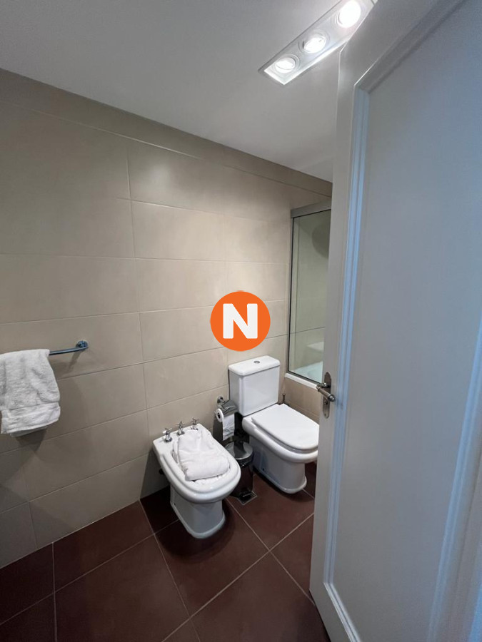 Apartamento Ref.202353 - VENTA  Y ALQUILER DE MODERNO APARTAMENTO DE 3 SUITES EN BRAVA 