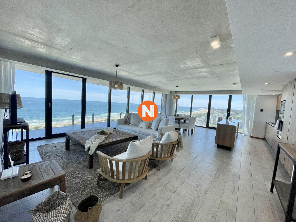 Apartamento Ref.220147 - VENTA DE APARTAMENTO DE 2 DORMITORIOS EN SUITE EN EDIFICIO SURFSIDE PUNTA DEL ESTE