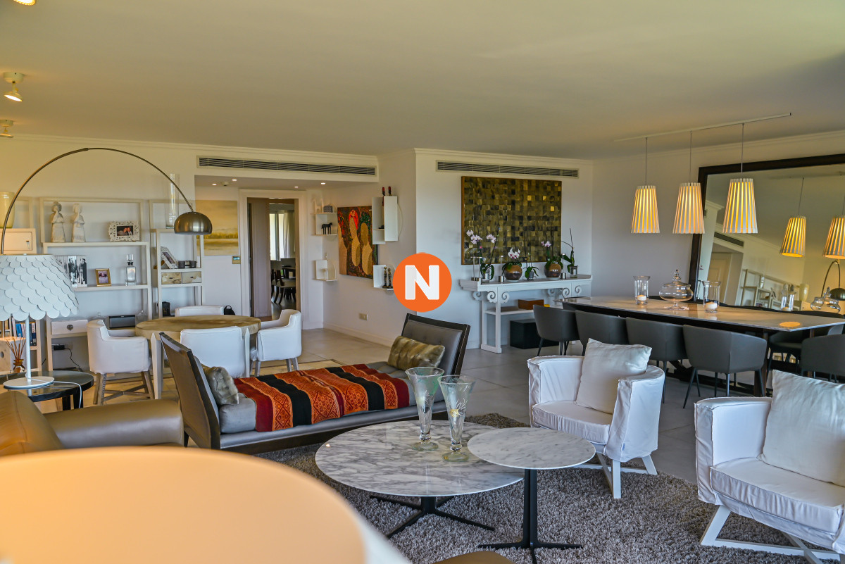 Apartamento Ref.155262 - Apartamento en Venta, Brava, Punta del Este, 3 Dormitorios.