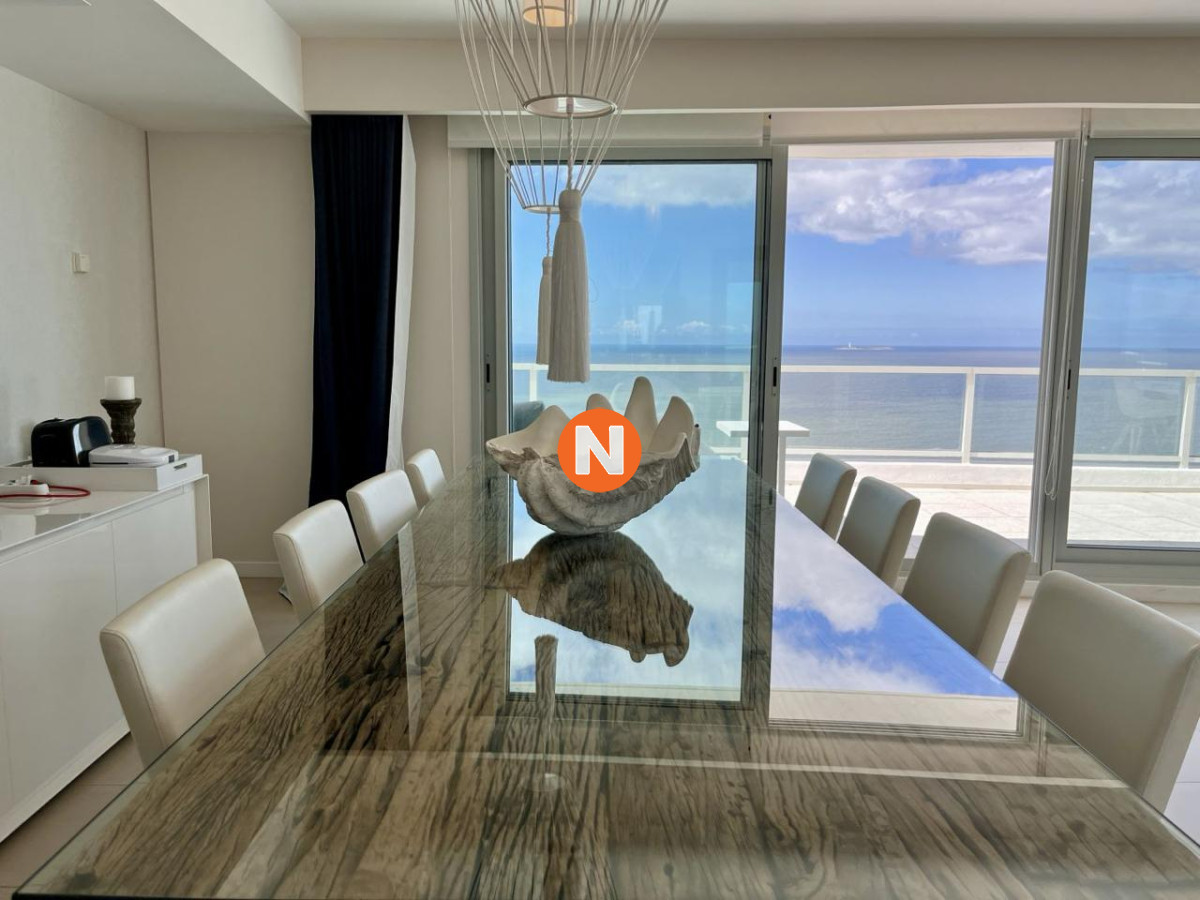 Apartamento Ref.223788 - Exclusivo Penthouse en primera linea en Venta
