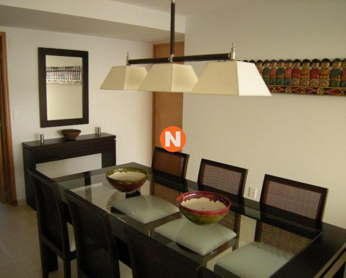Apartamento Ref.8306 - Apartamento en Venta y Alquiler, Mansa, Punta del Este, 2 Dormitorios.