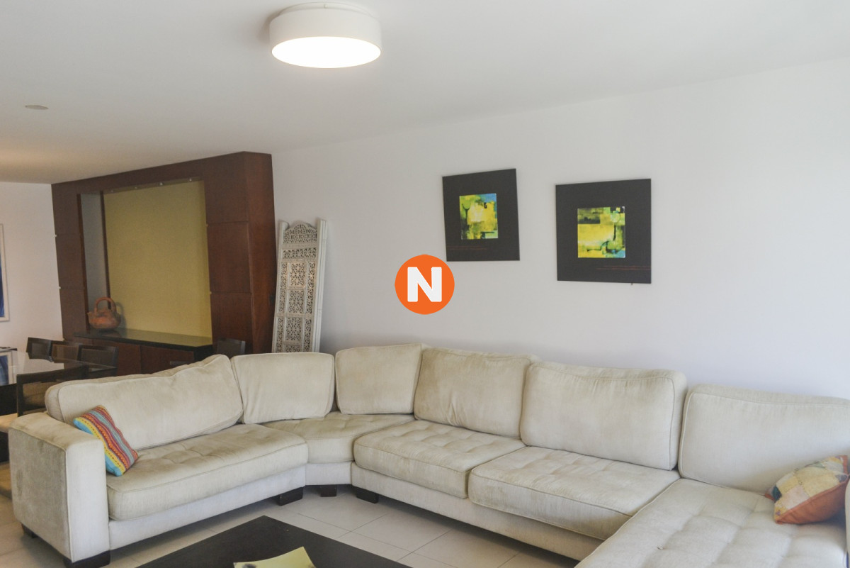 Apartamento Ref.200880 - Apartamento en Venta y Alquiler, Brava, Punta del Este, 3 Dormitorios.